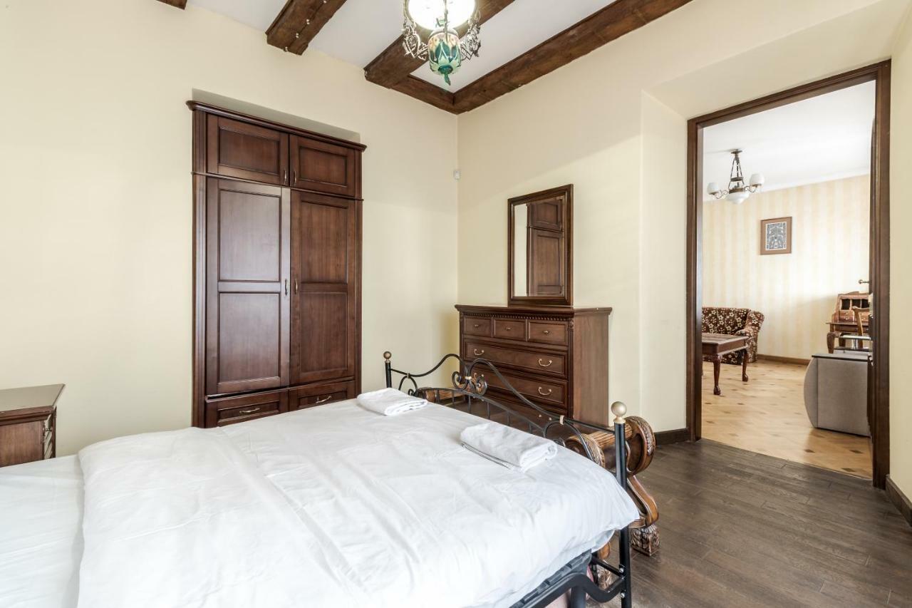 Tut Staroevreyska With Terrace Apartment ลวีฟ ภายนอก รูปภาพ